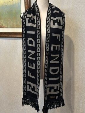Fendi Roma Wool Scarf Black Gray FF Logo Fringe Italy